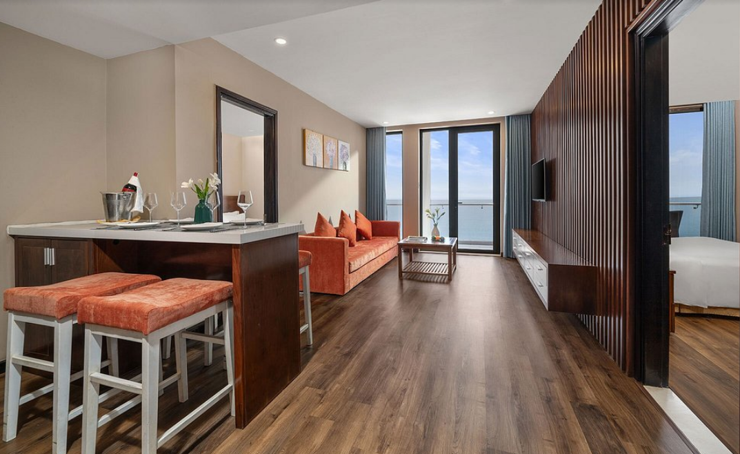 هتل یارا اوشن سوییت